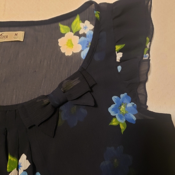 Sheer Floral Bow 🎀 Top - Picture 5 of 5